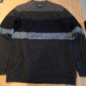 American Eagle Men’s sweater size L